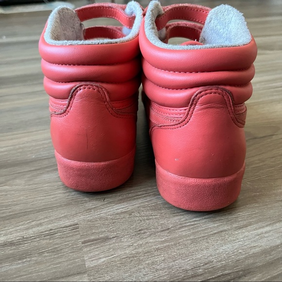 Reebok Freestyle High-Top Sneaker - pink - Women 8.5 - Picture 4 of 10